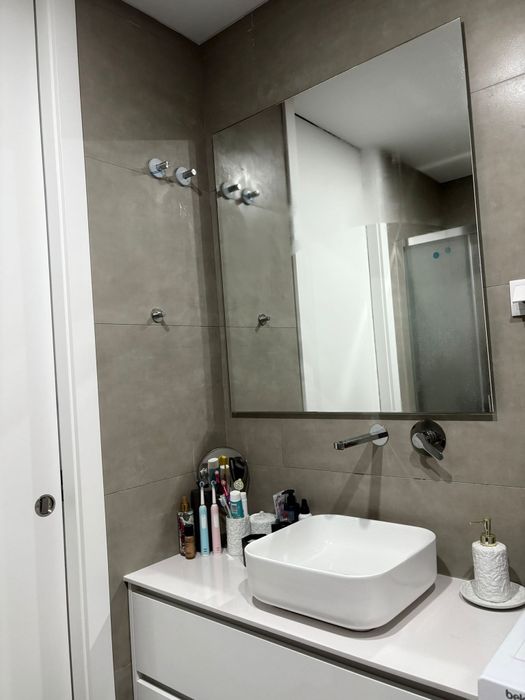 Fantástico Apartamento ,T2  com arrecadação e parqueame