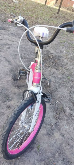 Велосипед для дівчинки на вік від 3 х років)
