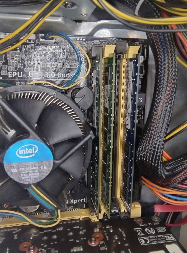 Okazja! Komputer Gtx i5 500gb HDD Win 10 Do Gier I Nauki