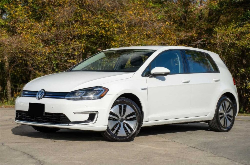 Volkswagen e-Golf SEL Premium      2017
