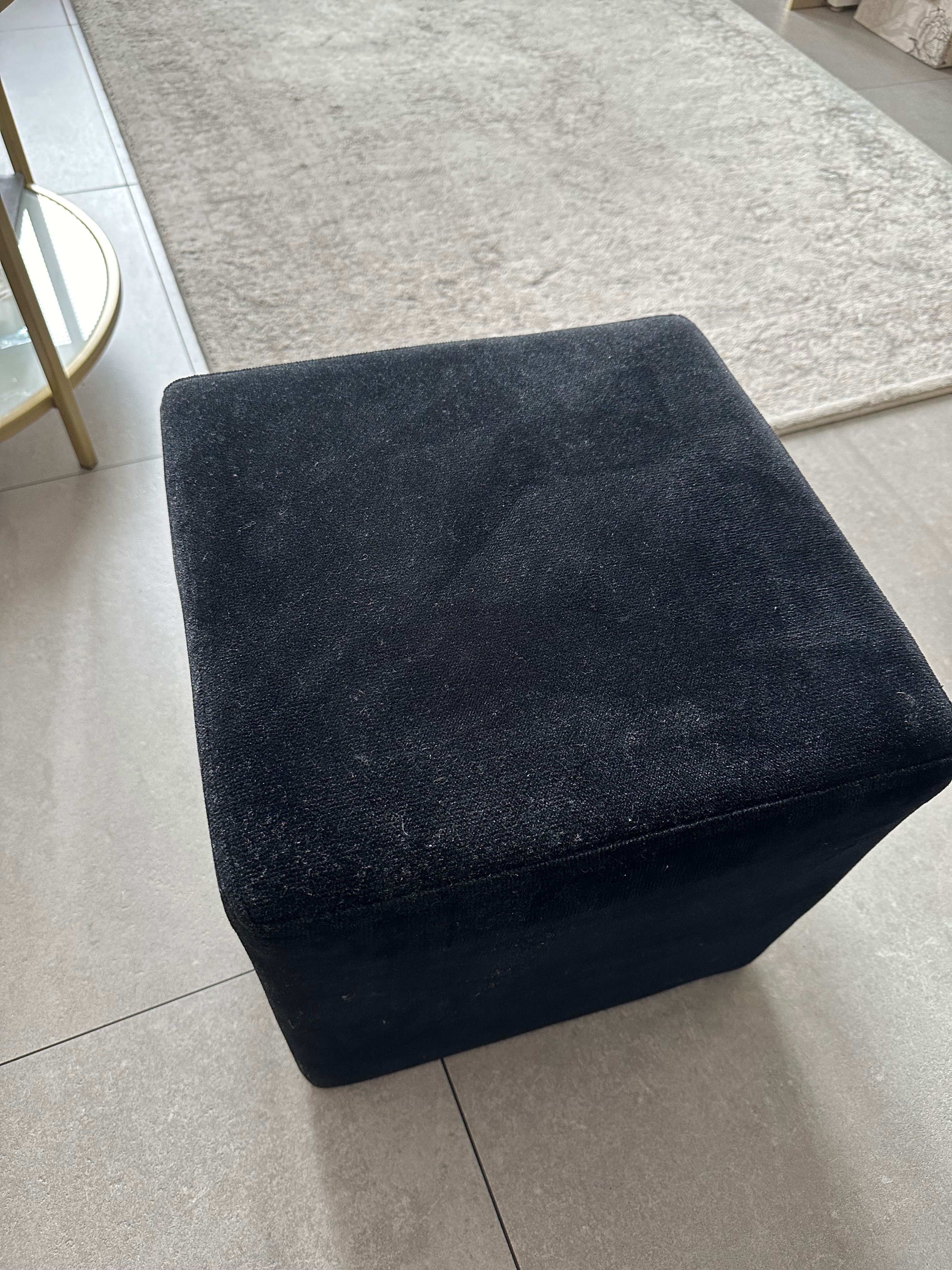 Pufa puf czarna 36x36