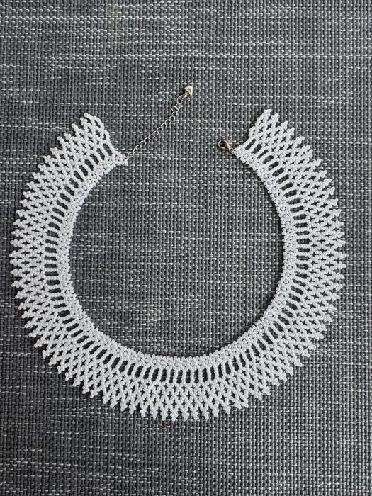 Силянка білого кольору