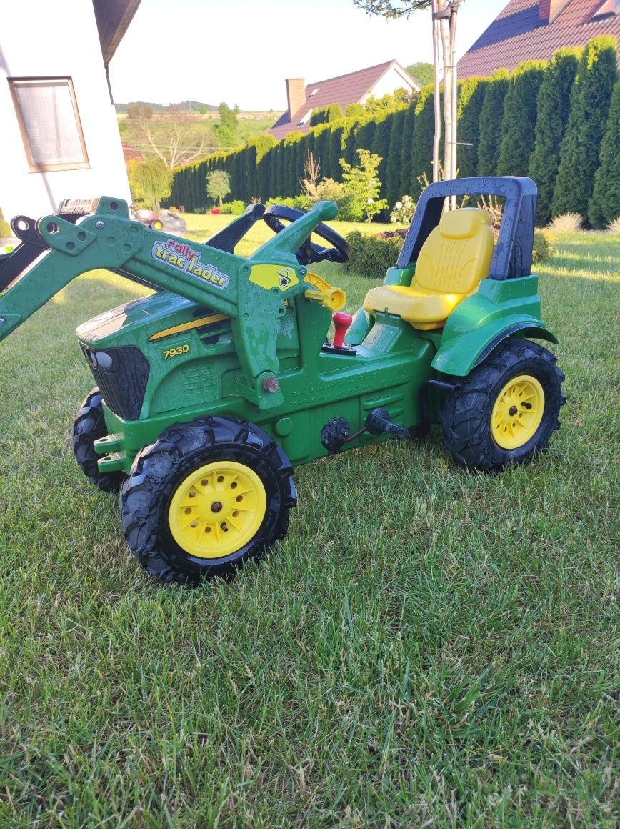 Traktor John Deere z łyżką do ładowania Rolly Toys