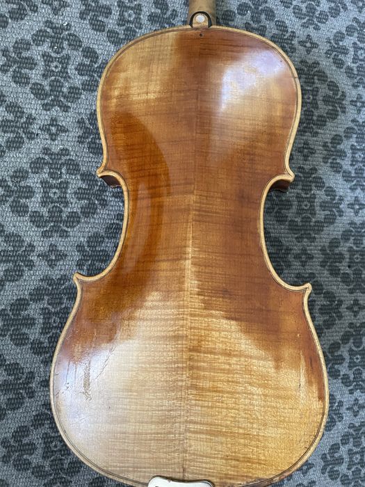 Скрипка Чеська для учнів та студентів