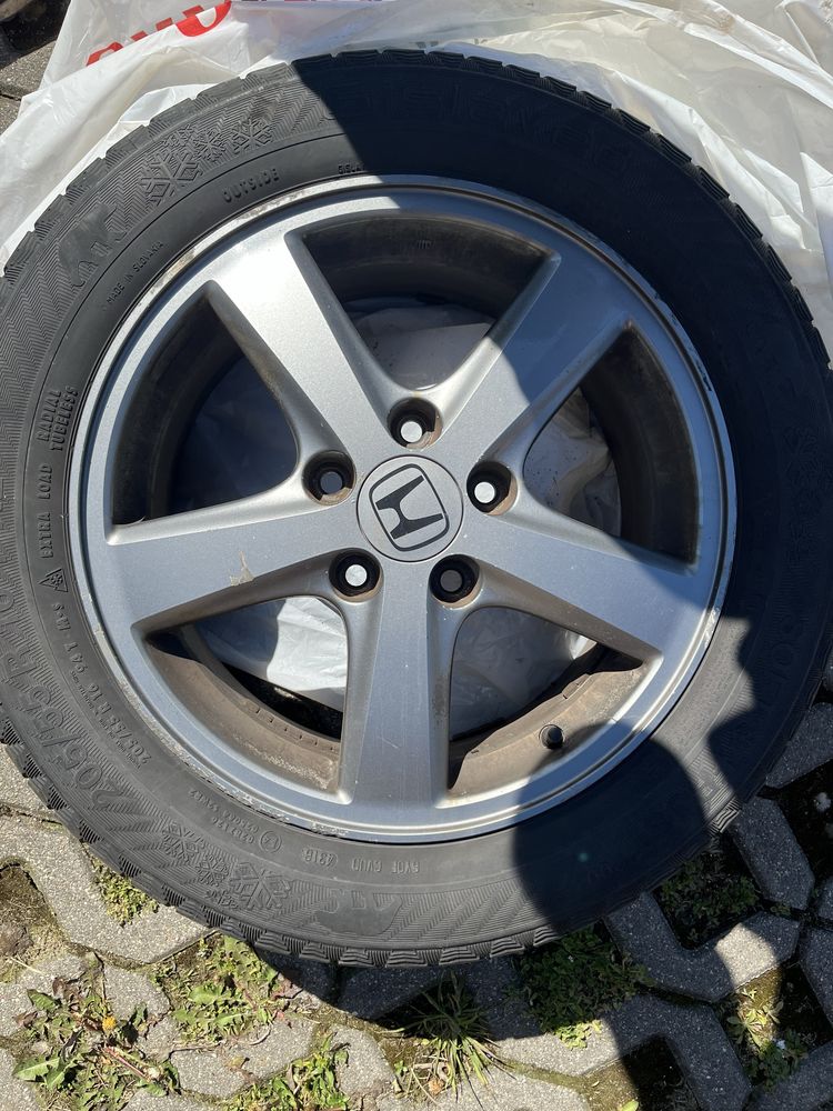 AluFelgi oryginalne Honda 5x114,3  ( z oponami zimowymi)