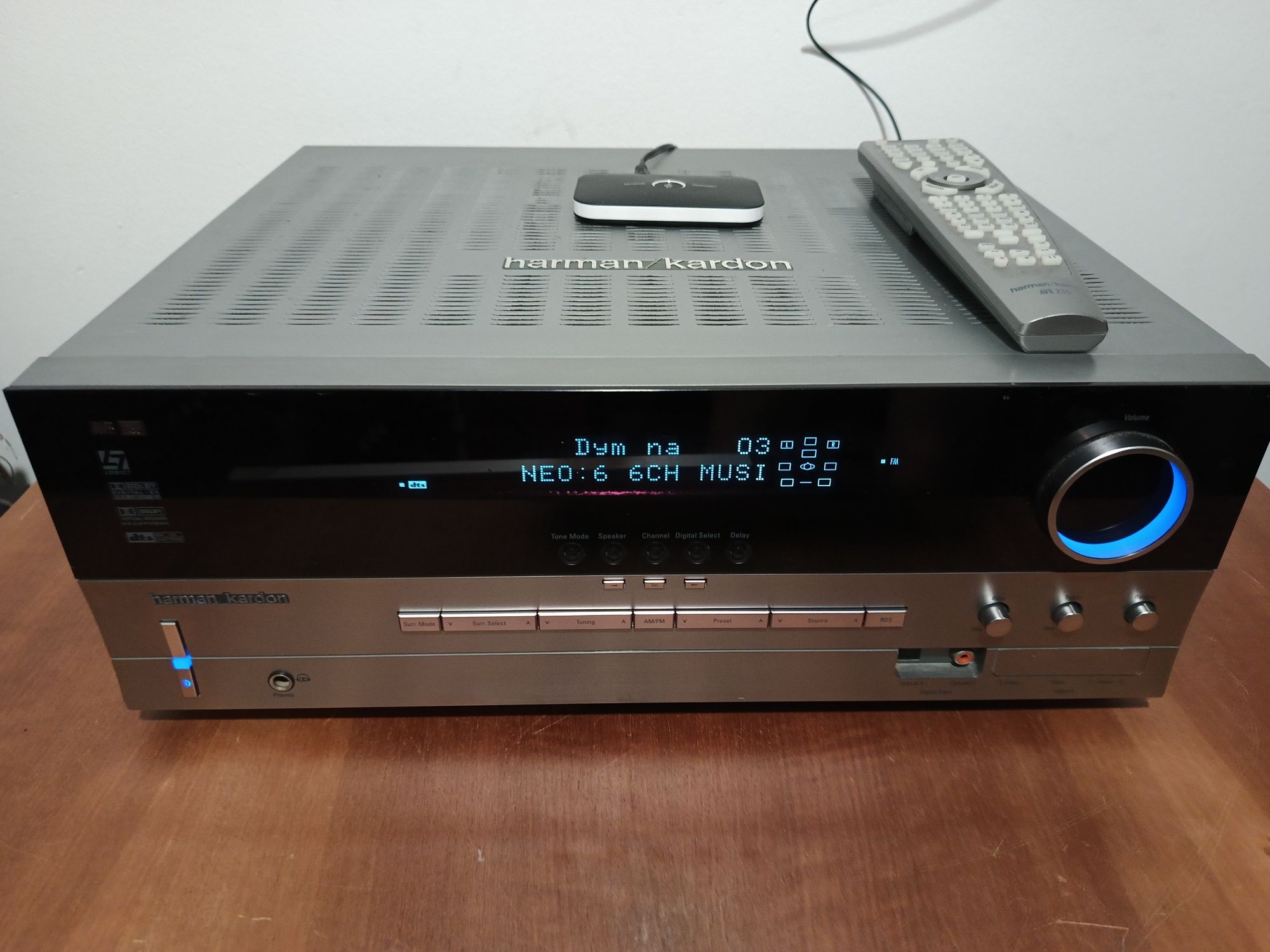 Amplituner HARMAN-KARDON HK 235