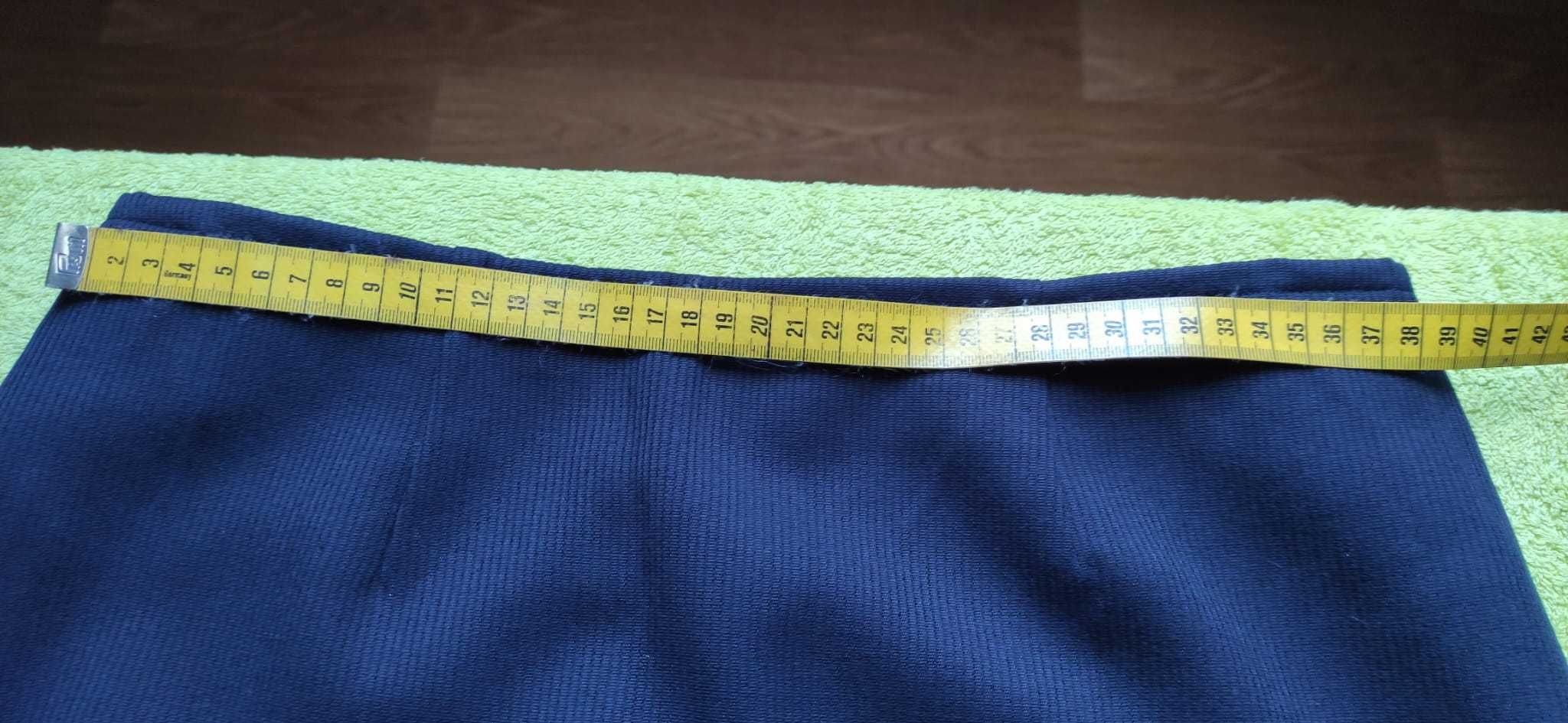Saia curta azul escuro
