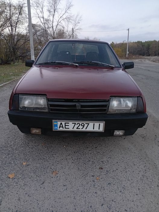 Продам ВАЗ 2199 на полном ходу!