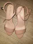 Buty szpilki cieliste
