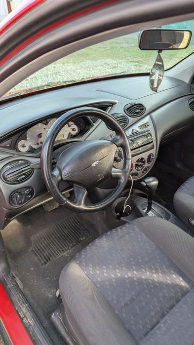 Ford focus 1 1.6 бензин, автомат!