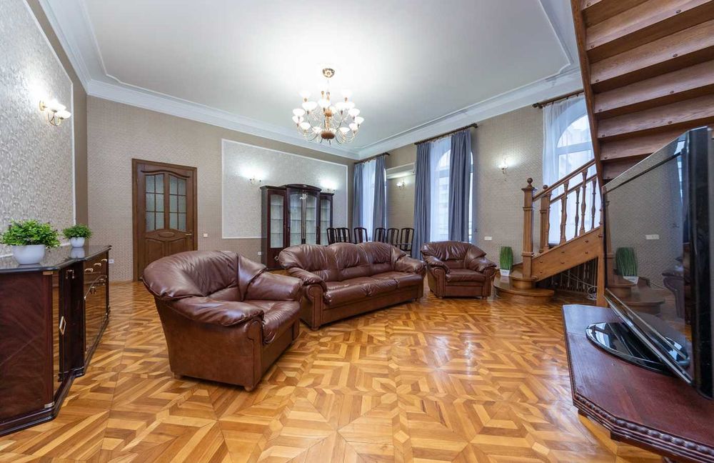 4к Жилянська 7, метро Олімпійська, Палац спорту