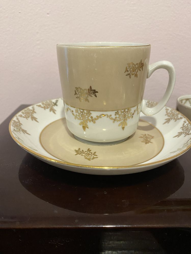 Porcelana Chodzież złocenia 4 filiżanki PRL vintage