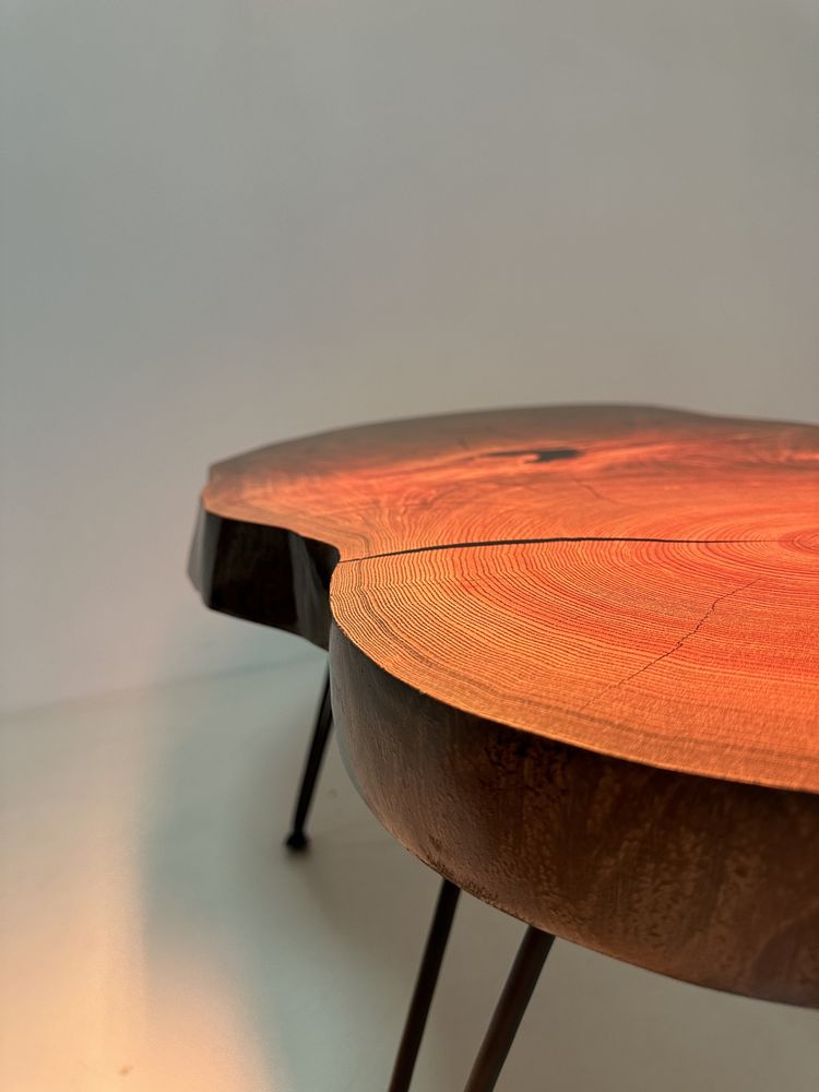 Стіл з ясеня в стилі ЛОФТ LOFT ручна робота в кавярню-кавовий столик