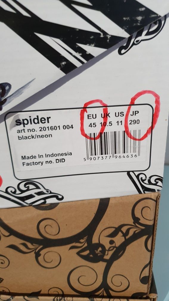 Buty nowe męskie sportowe marki Spider Rozmiar 45 / wkładka 29 cm