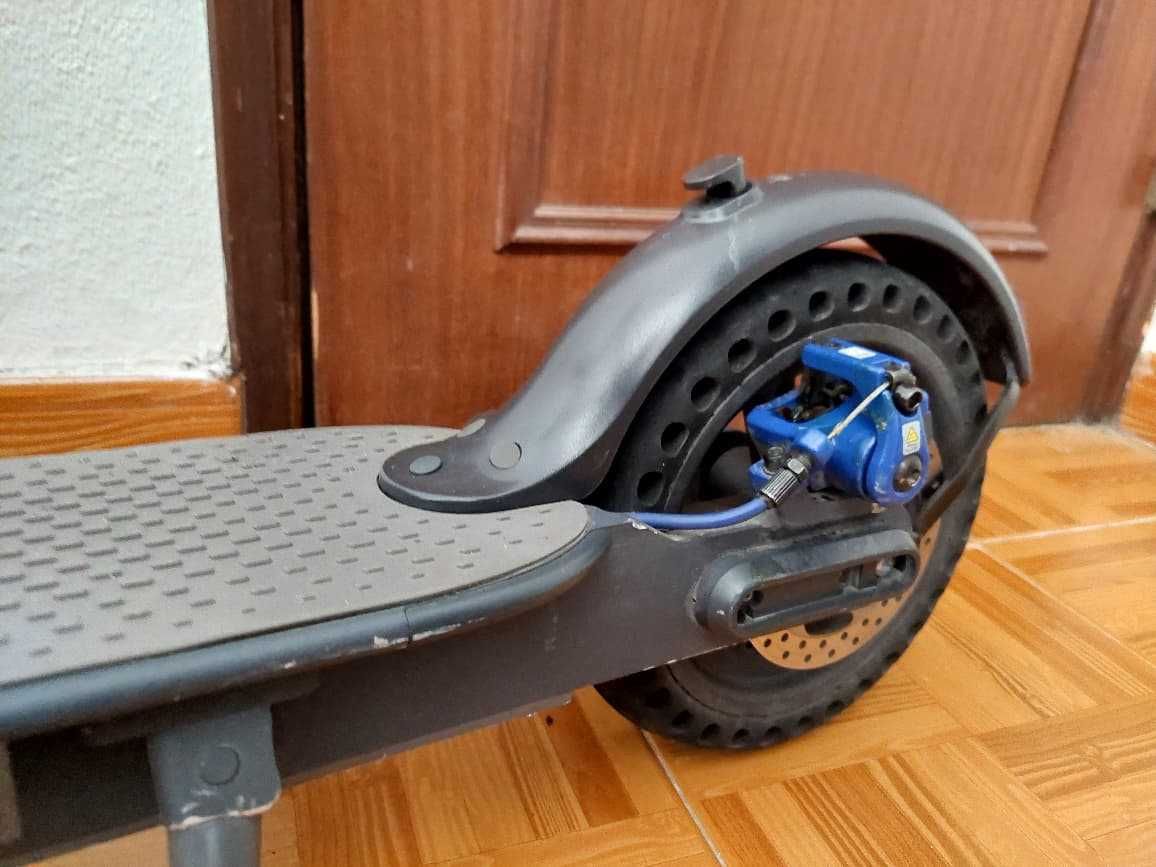 Trotinete Xiaomi mi3 Preta  Eletric Scooter