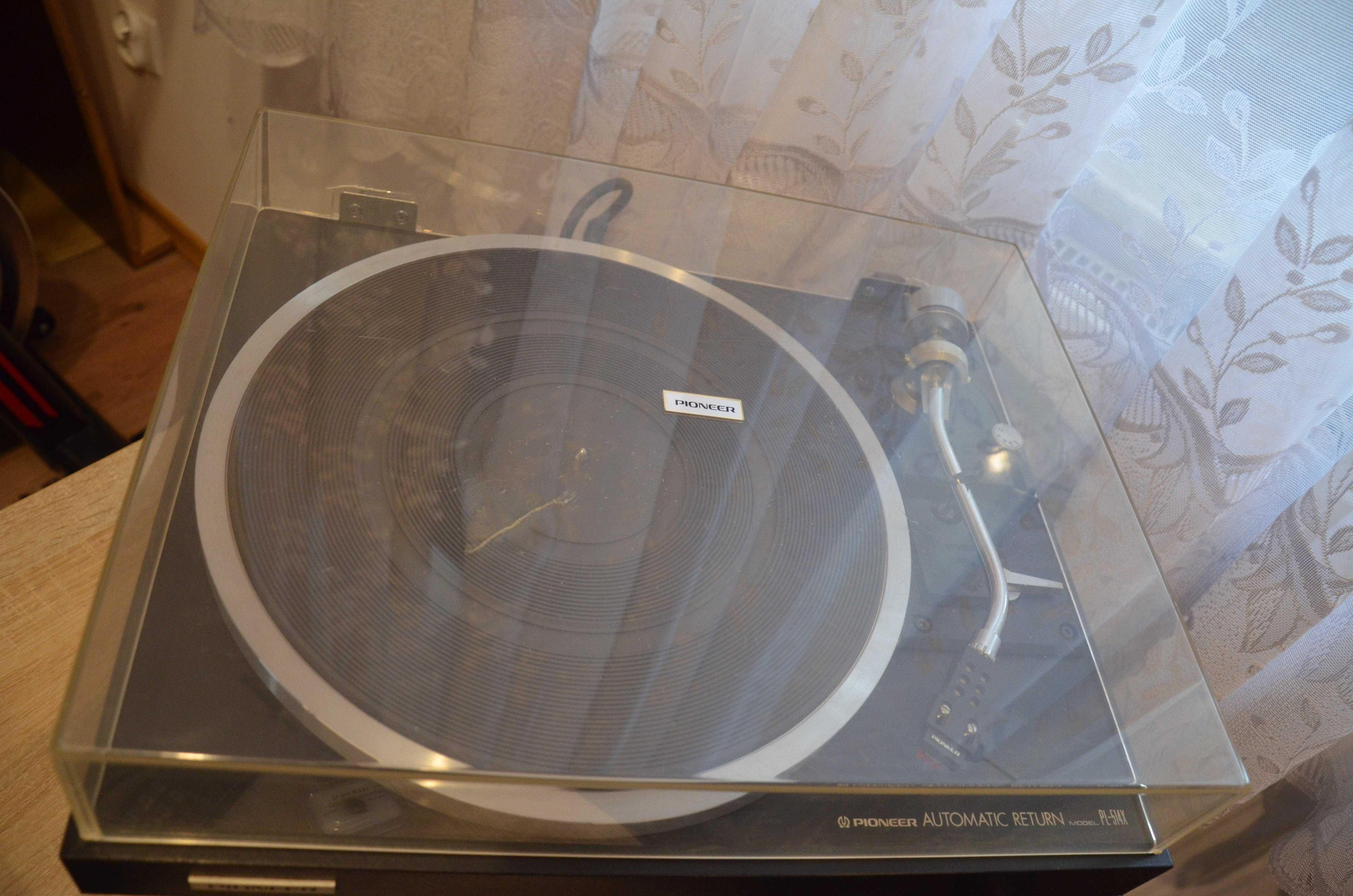 Gramofon Pioneer PL-514x