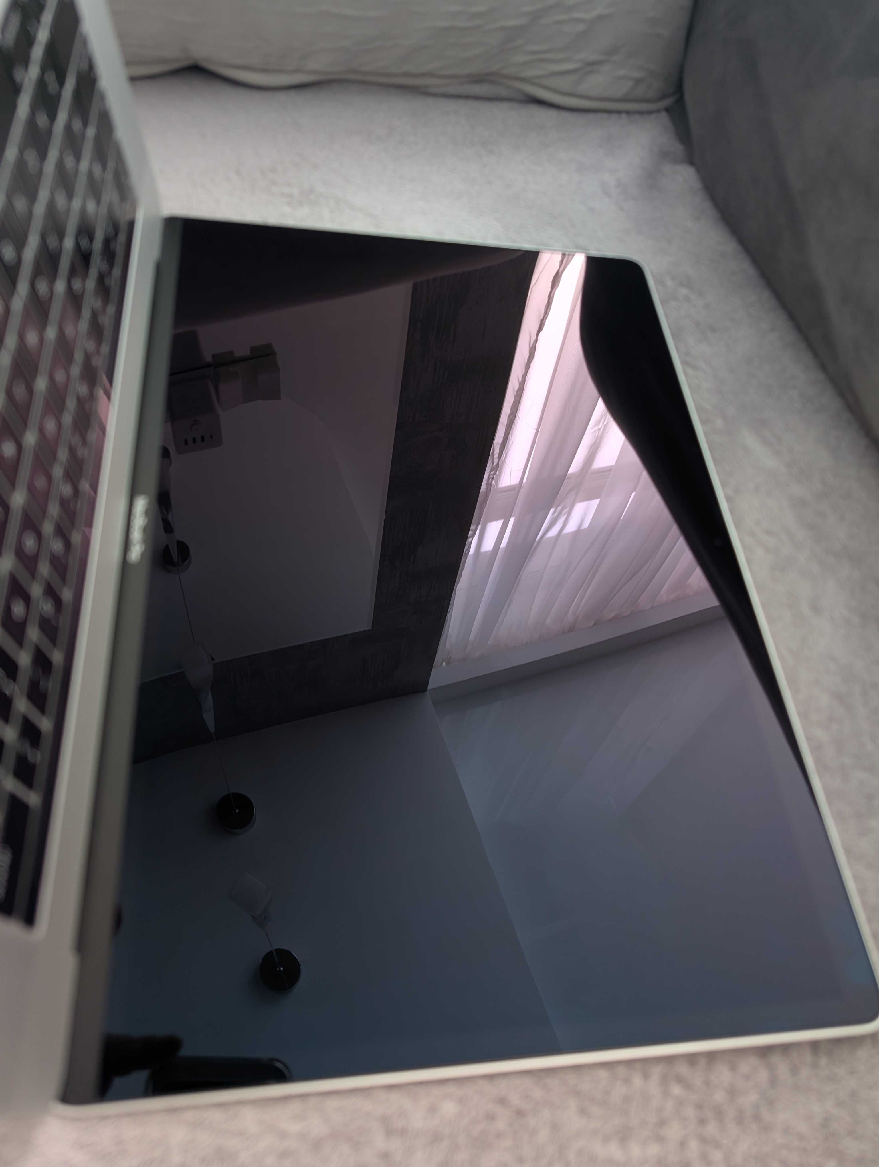 Apple MacBook Pro 15" 2018/19 A1990 i7-8750H 16 GB 256 SSD Ноутбук ПК
