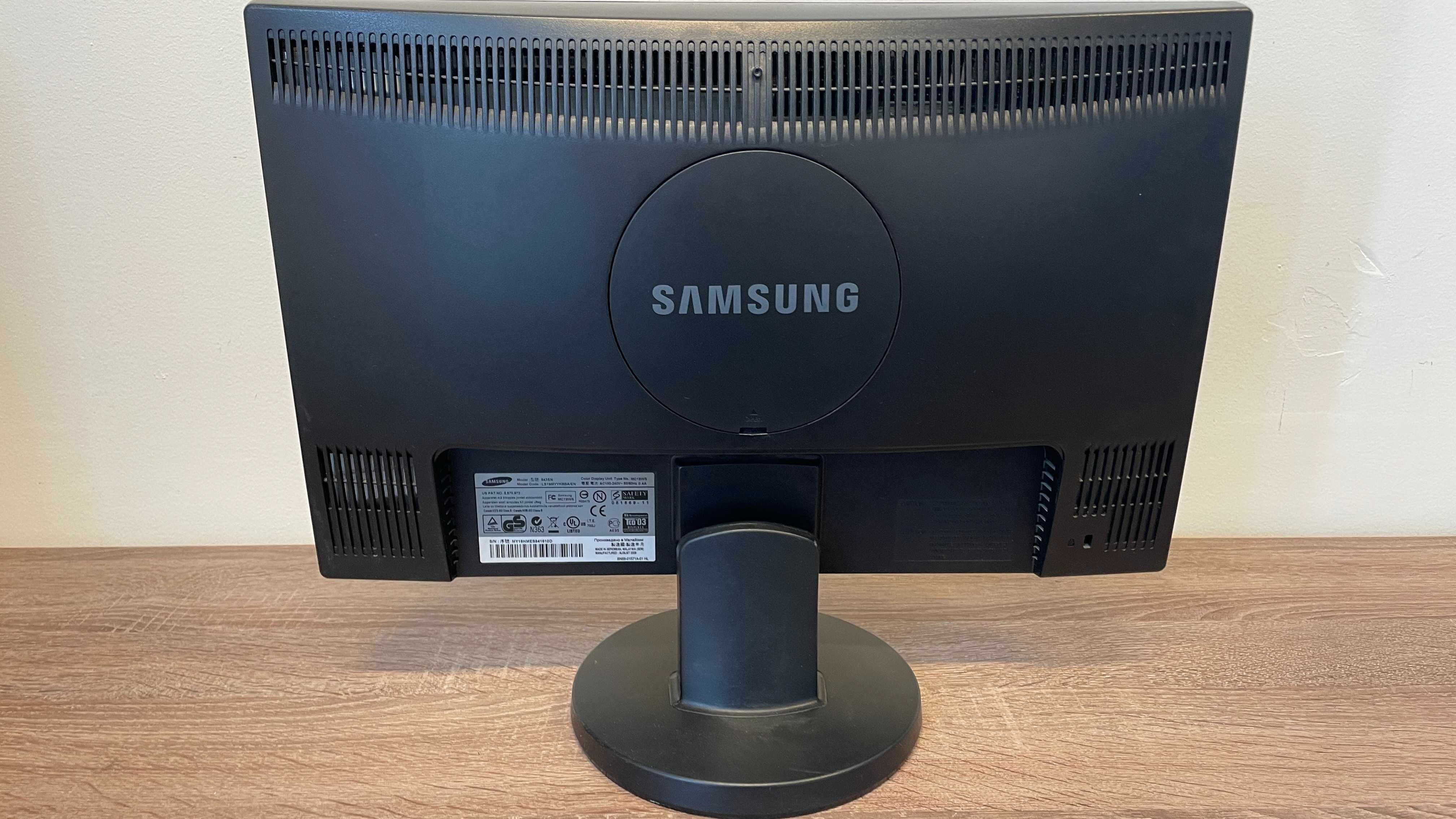 Monitor SAMSUNG SyncMaster 943 SN