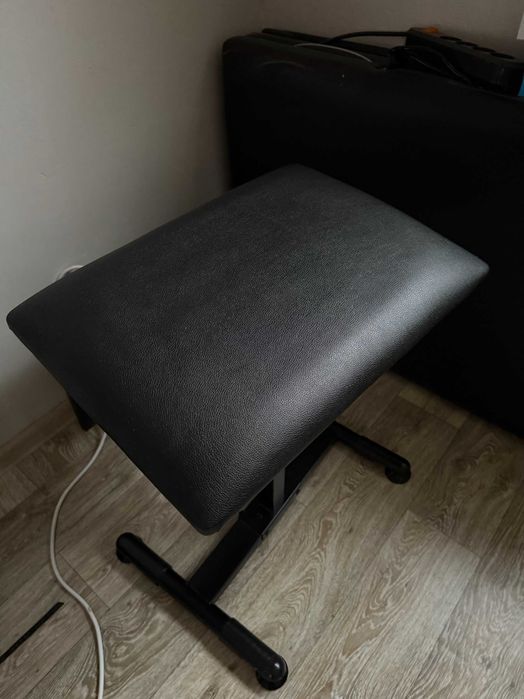 Podłokietnik, podnóżek regulowany 50x35 cm, do salonu tatuażu