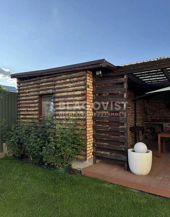 Продаж 2пов. будинку 220м2 , Хотів