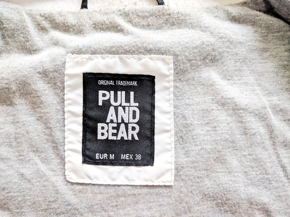 Куртка ветровка "Pull And Bear" белая