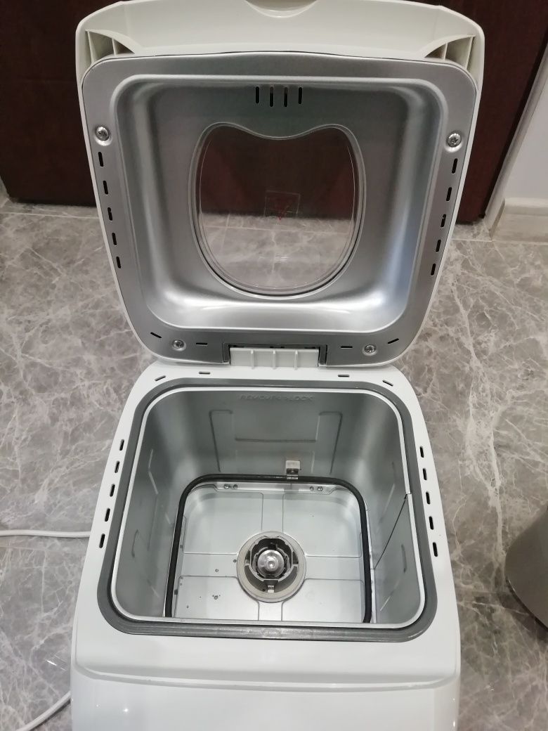 Morphy Richards - Fast Bake - wypiekacz do chleba