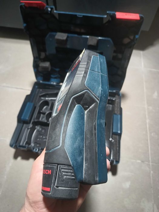 Wykrywacz kabli  D-TECT 120 PROFESSIONAL BOSCH