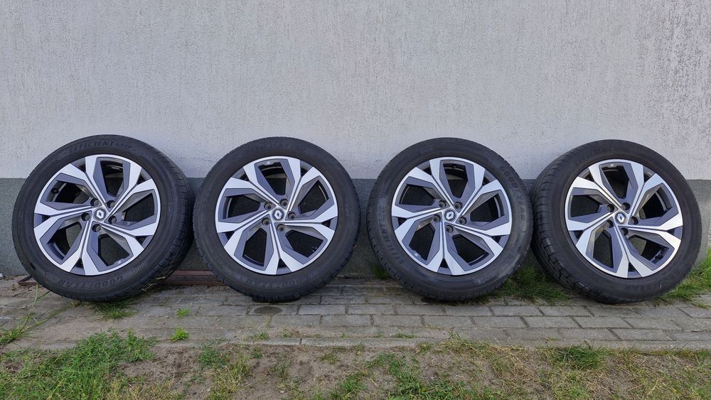 Oryginalne koła felgi Renault Arkana 215/55 R18 Goodyear letnie