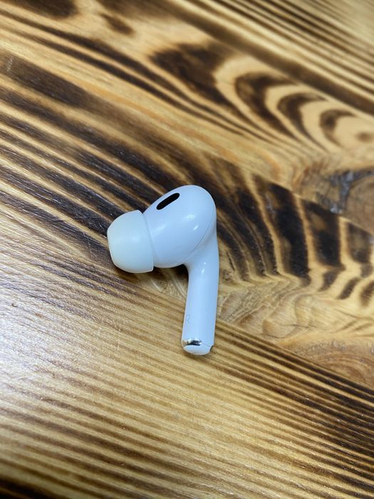 Правий навушник AirPods pro 1