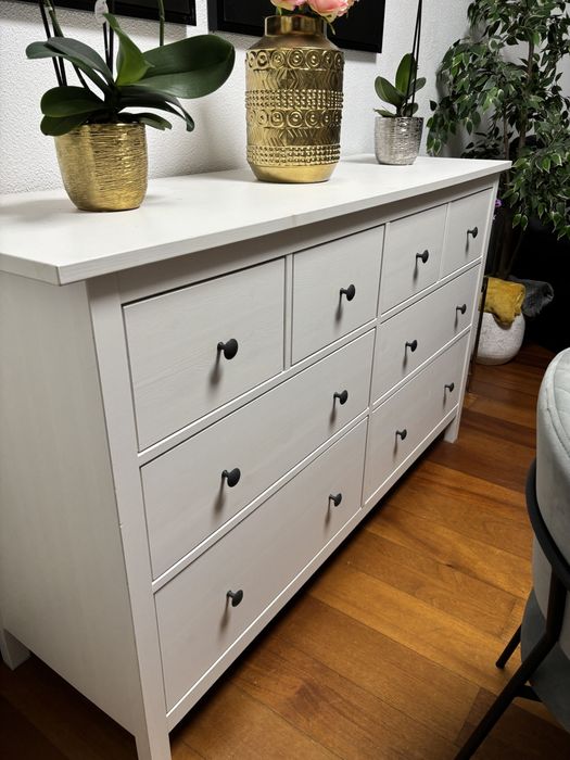 Comoda IKEA HEMNES em bom estado