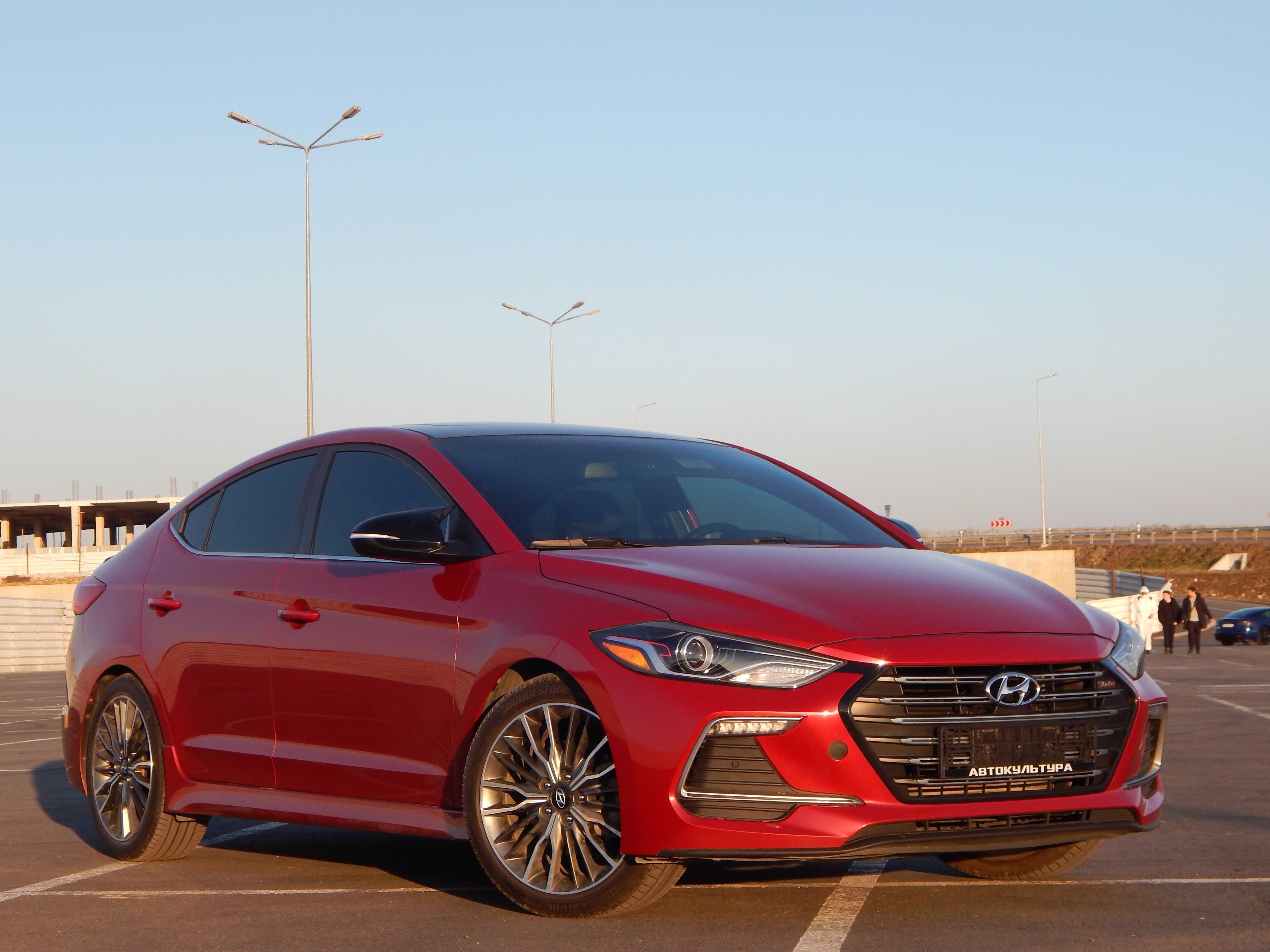 Hyundai Elantra Sport 1.6 T-GDi (204 к.с.) 7-DCT