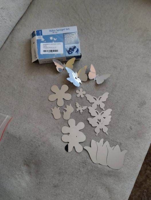 Ozdoby lustrzane na scianę