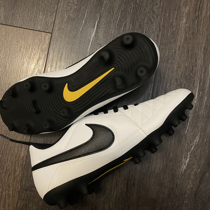 Бутсы копы Nike Tiempo
