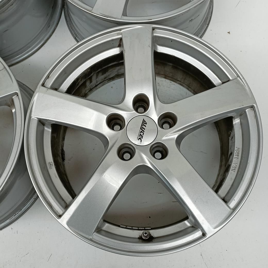 Alufelgi 5x115 17 Opel Zafira Insignia Astra 4szt (F3926)