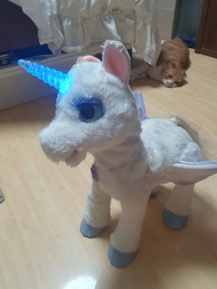 інтерактивний единорог magical unicorn