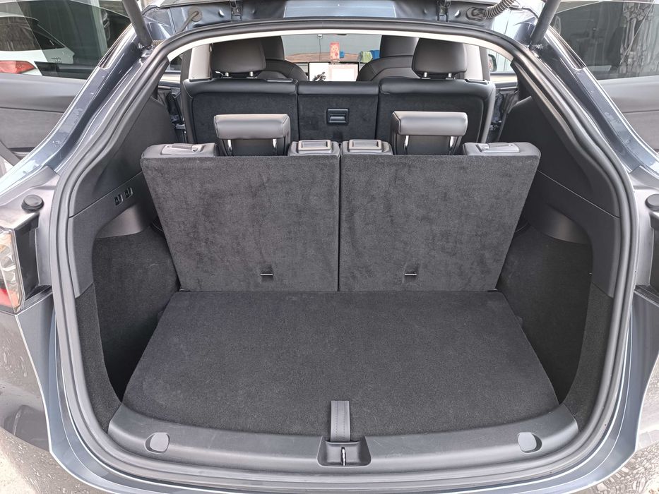 продам Tesla Model Y 2023 Long Range 82 kWh Dual Motor