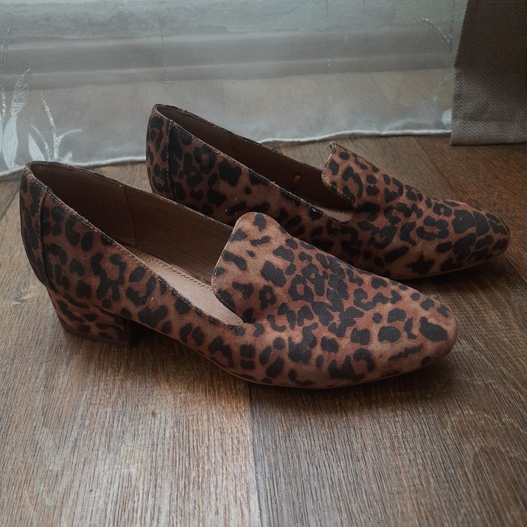 Туфли женские леопардовые.