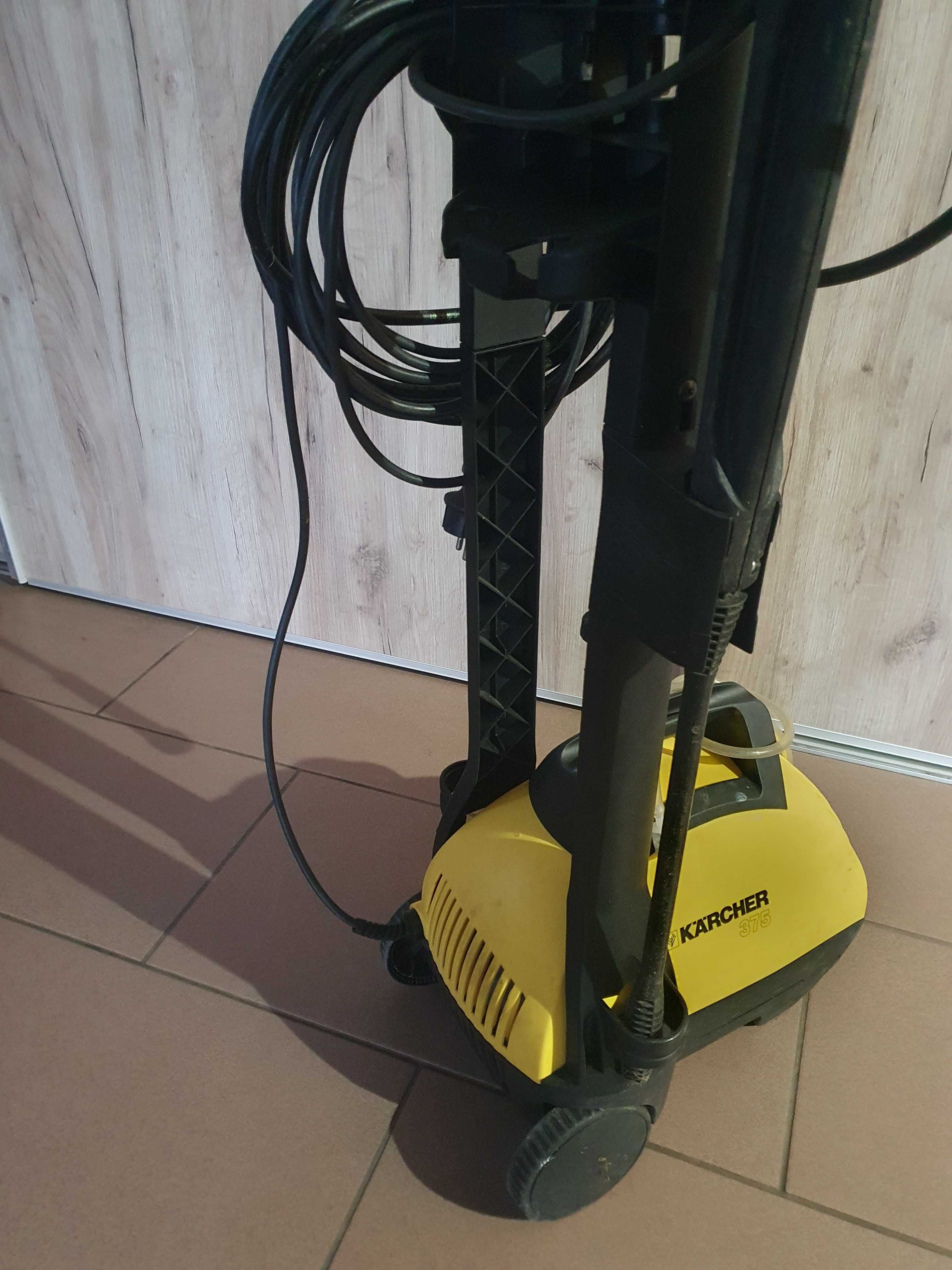 Sprzedam myjkę Karcher 375