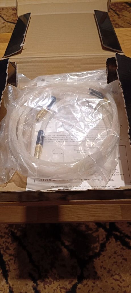 Interkonekt Tara Labs RSC Vector 2 - RCA 2x1,5m