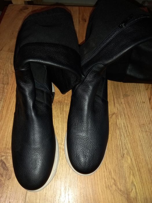 Шкіряні ботфорди