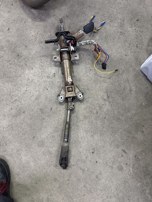 Рулевой вал , рулевая колонка карданчик samand