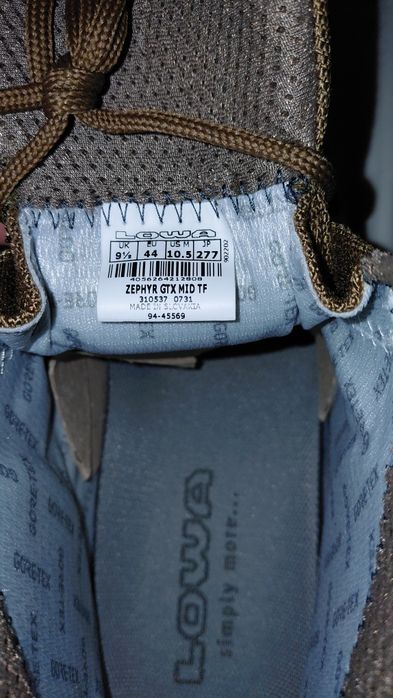 Берці Lowa Zephyr