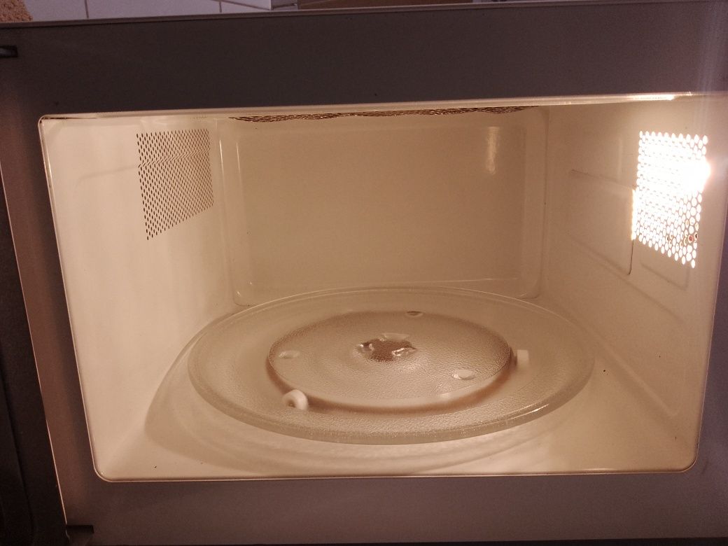 Kuchenka mikrofalowa Samsung
