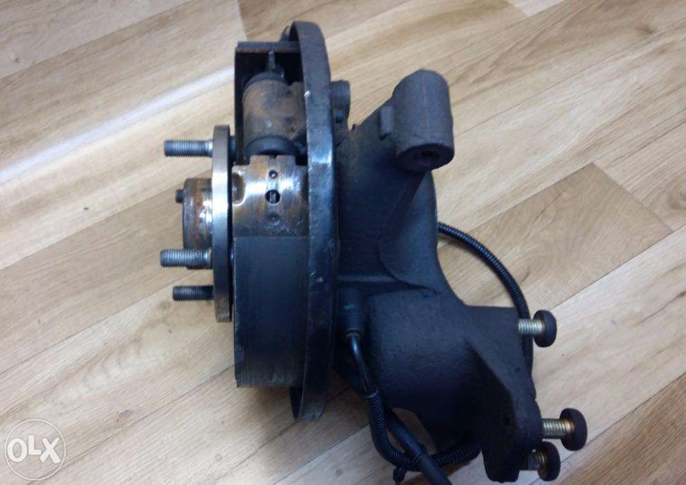 Поворотный кулак задний (универсал) Ford Mondeo-1,2 / Форд Мондео-1,2