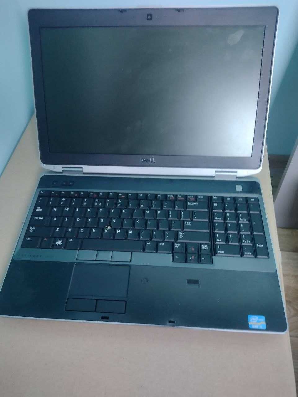 Ноутбук Dell E6530 i5/intell hd/4gb ddr3/ssd 120gb