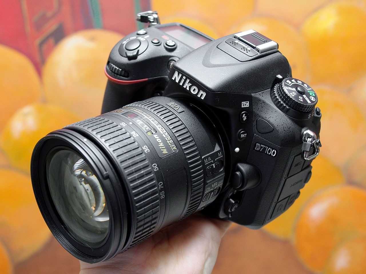 Дзеркальний фотоапарат Nikon D7100 body