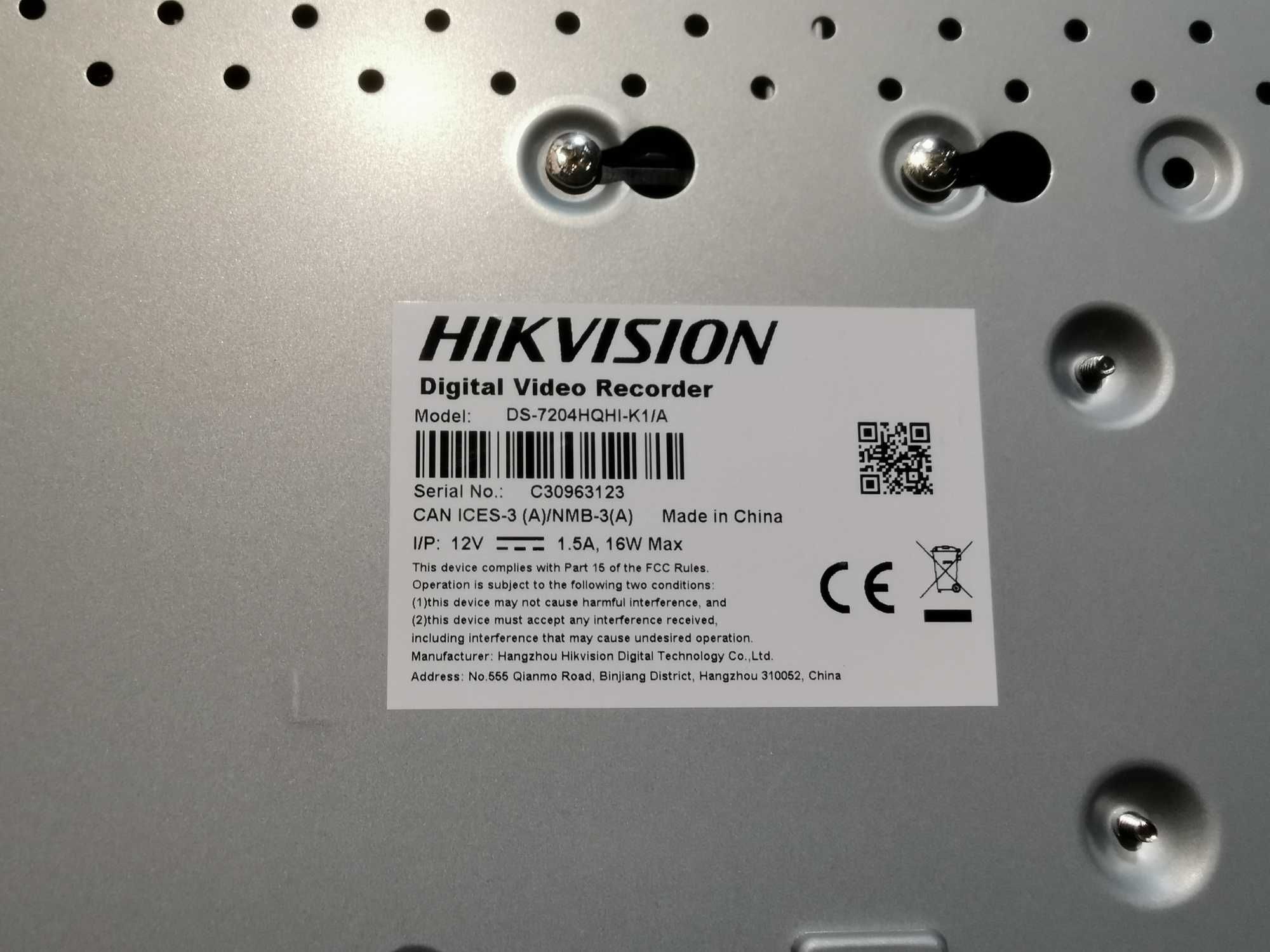 Rejestrator video DS-7204 HIKVISION 2 kamery zestaw