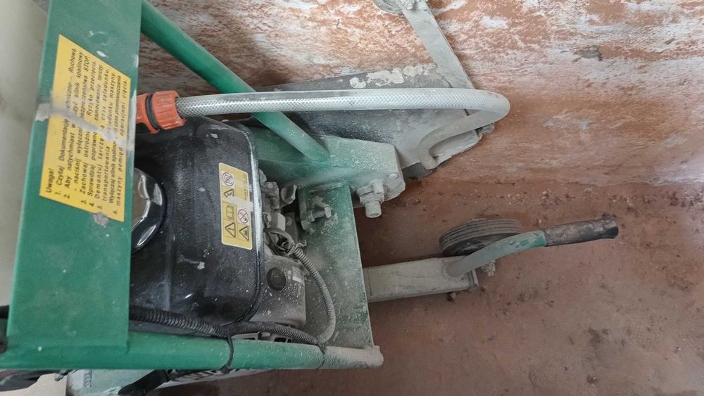 Piła jezdna do cięcia asfaltu betonu silnik Honda