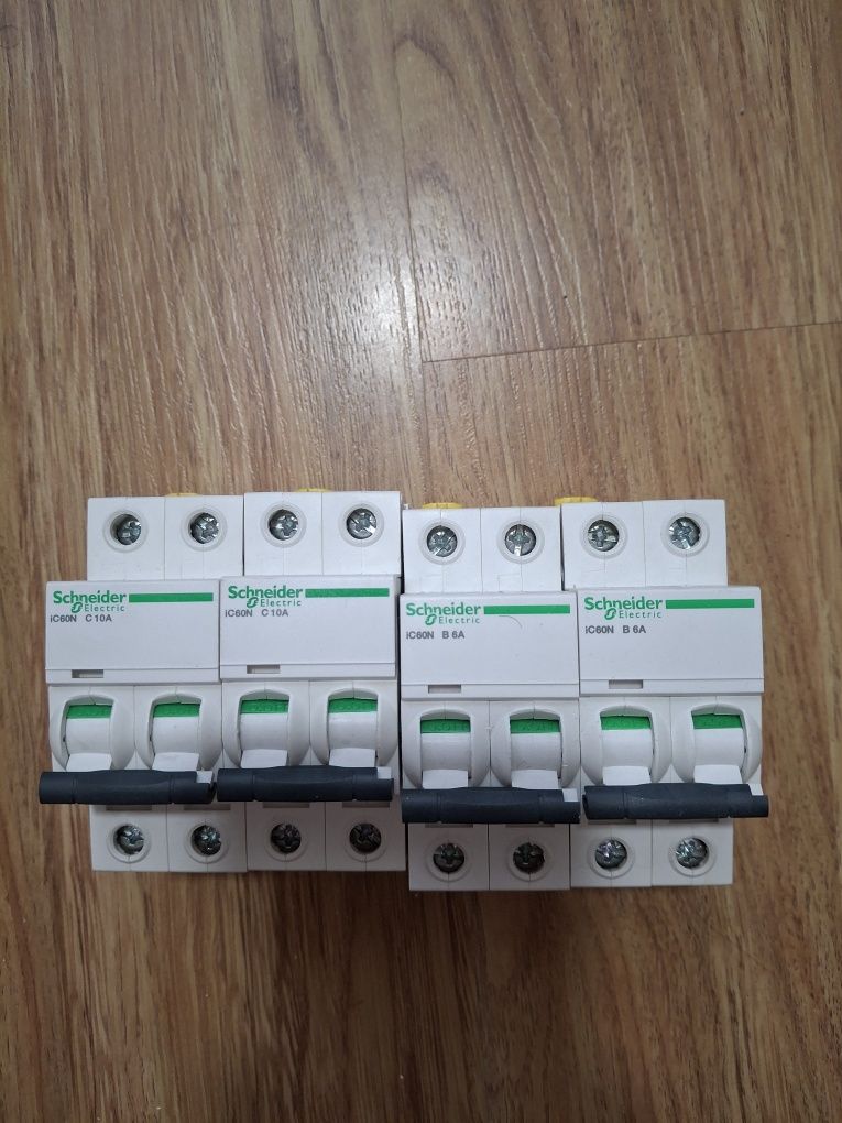 Автомат  Schneider electric