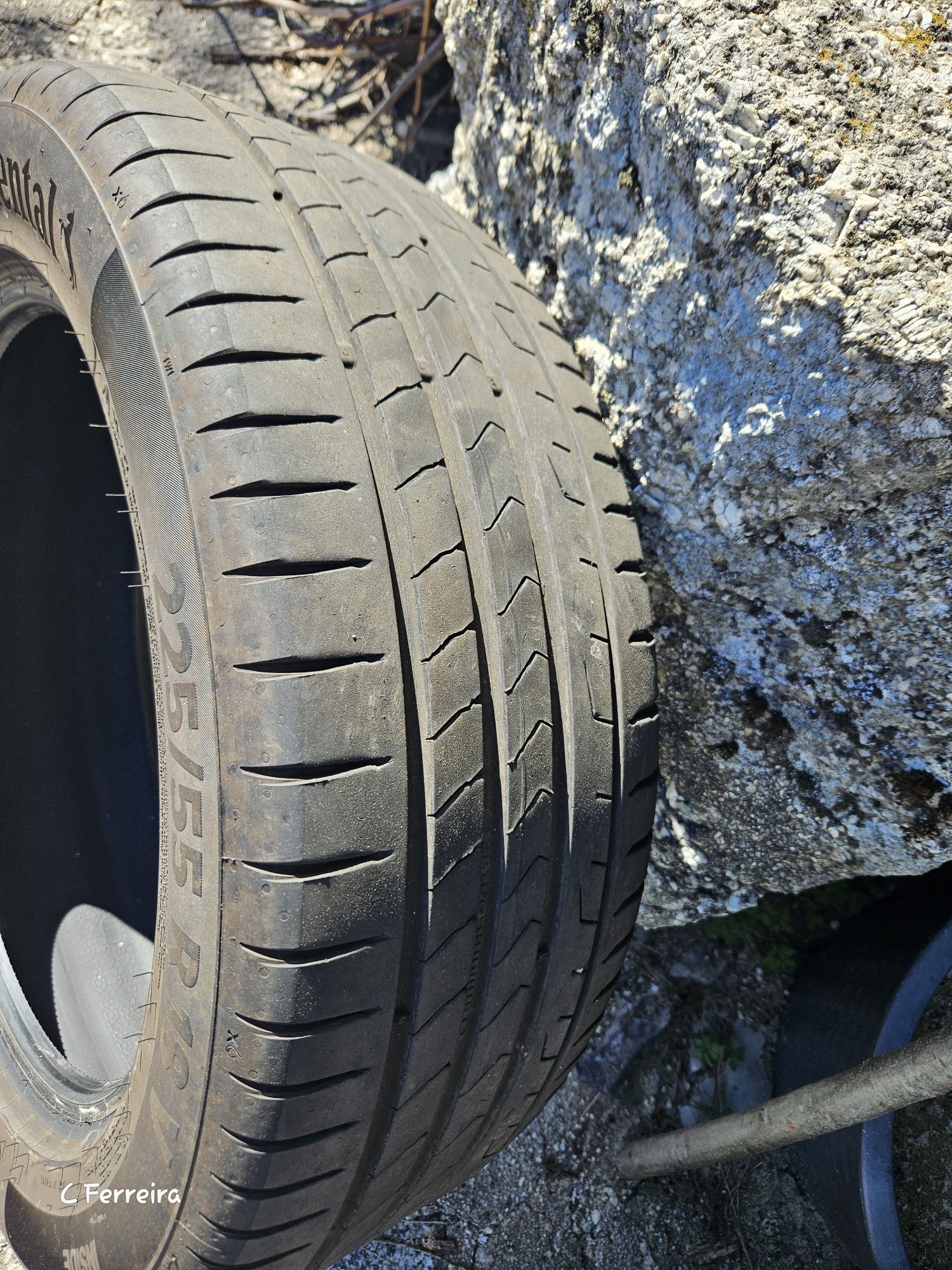 Pneu Continental 225/55/R18